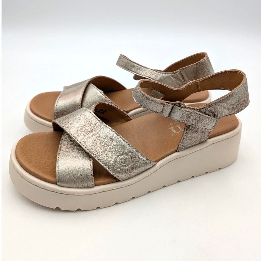 Børn Katrina Ankle Strap Platform Wedge Sandals Women's Gold Size US6M EU36.5